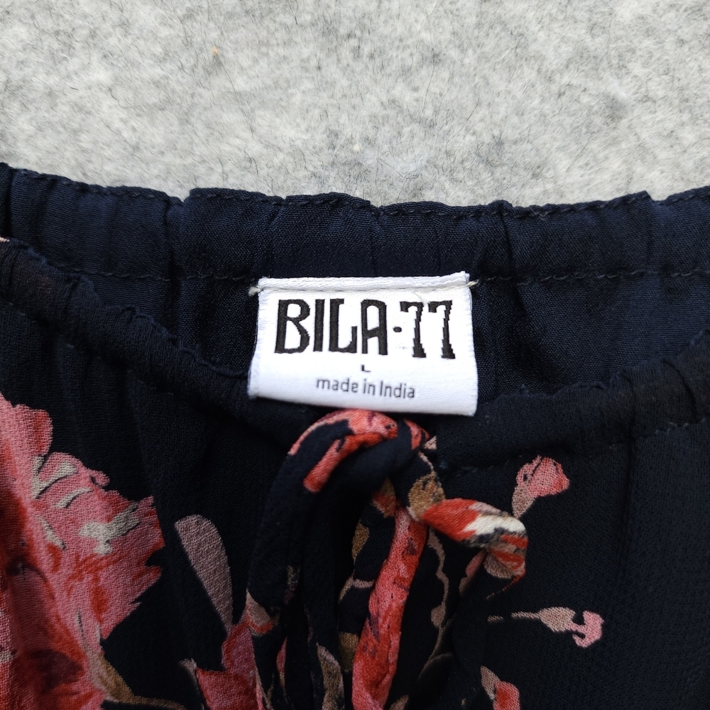 Bila 77 Floral Milkmaid Smocked Navy Midi Dress with Spaghetti Straps And Slit - Picture 6 of 10